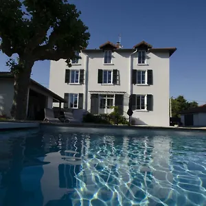 La Maternite Villieu